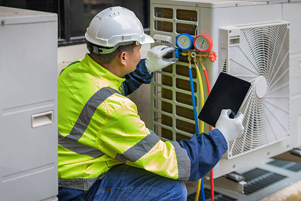 Professional Hvac technician working in Rockwall, TX